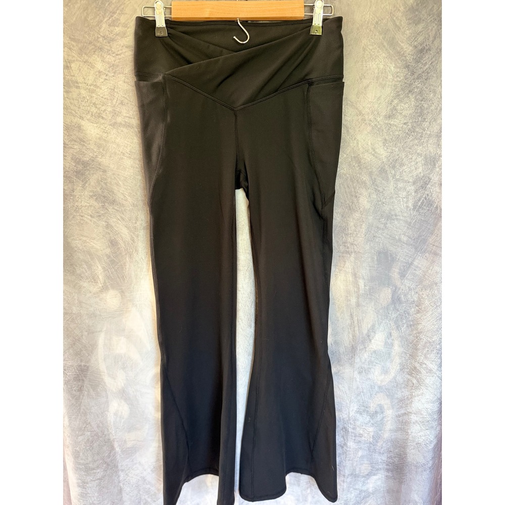 Fabletics PureLuxe Black Crossover Waist Flare Yoga Pants Pockets Womens Small‎